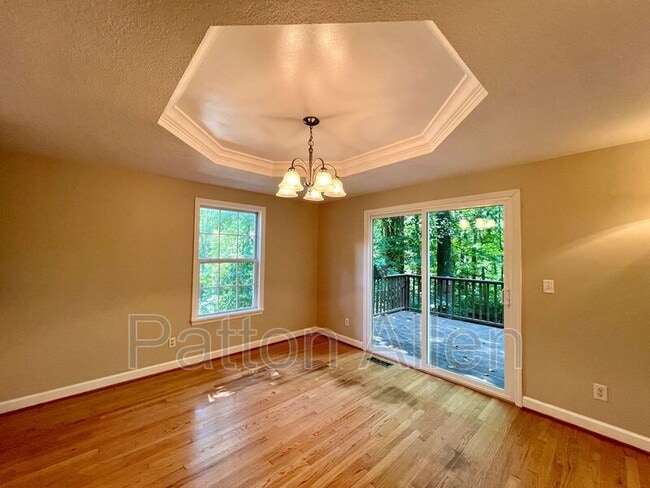 48 Mountain Site Ln