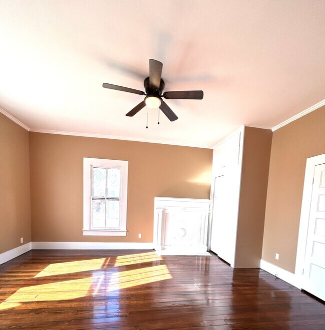 Photo - 216 Singleton Ave