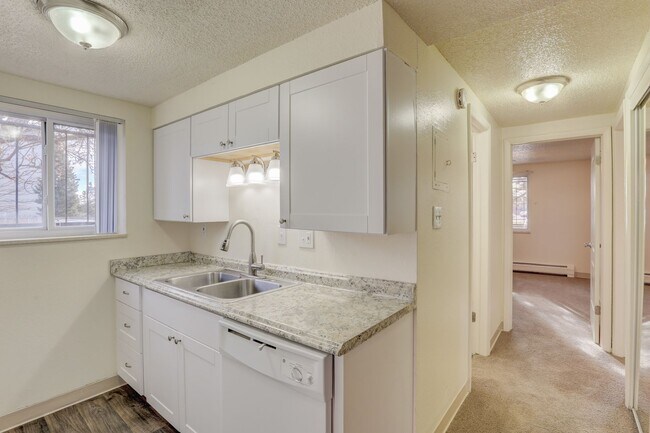 Photo - Allison Court Apartments