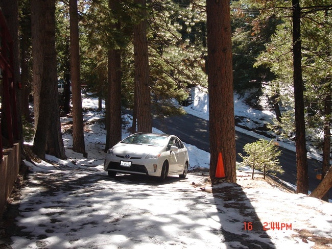 Cabin's driveway