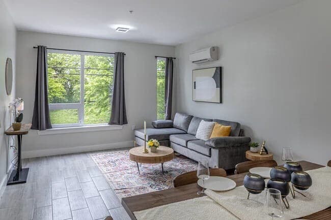 Photo - 130 Ellis Ave Unidad 209