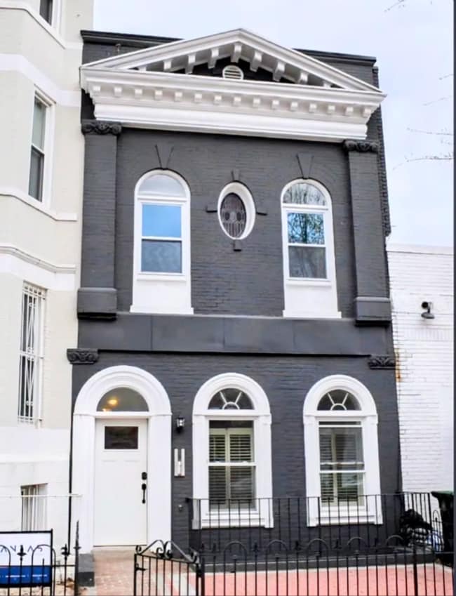 Building Photo - 738 11th St NE Unit 2 Rental
