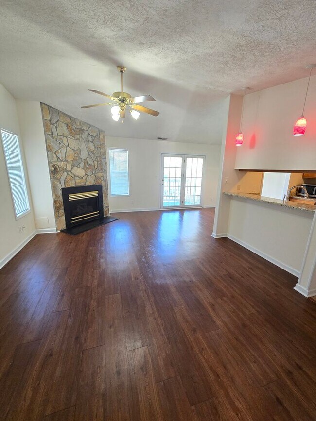 Photo - 3rd floor condo for rent