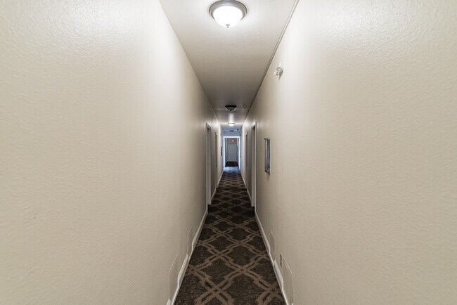 Photo - 441 Virginia St