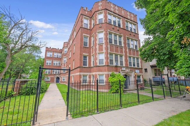 Photo - 11214-18 S Indiana