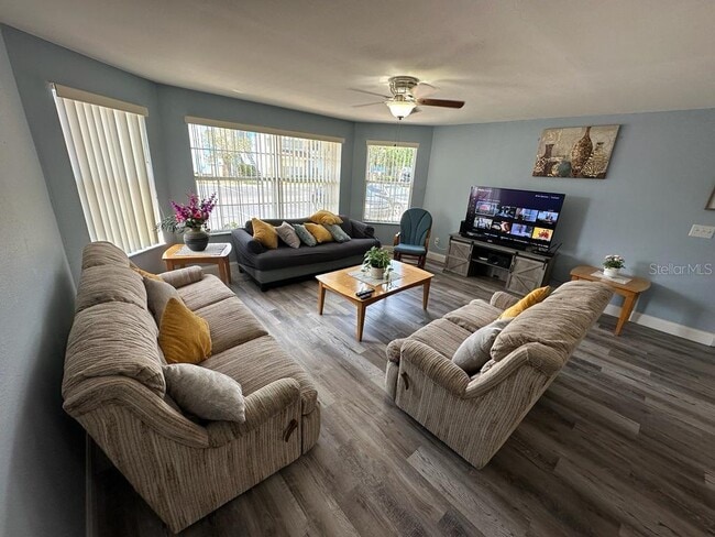 Photo - 2731 N Poinciana Blvd Unit 105