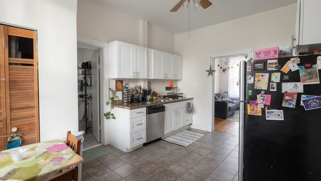 Photo - 2942 W Augusta Blvd Unit 2