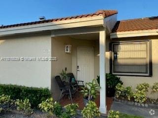 Building Photo - 6528 NW 170th Terrace Unit 6528 Rental