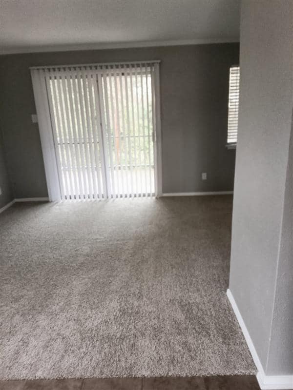 Photo - 2114 E Marshall Ave Unit 201