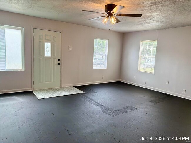 Photo - 1410 N Jay St