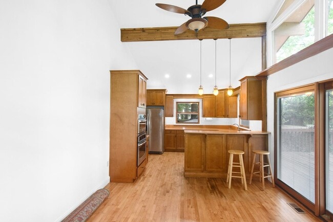 Photo - 149 Windcliff Rd