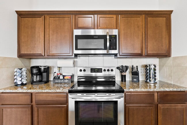 Photo - 1111 Mercury Dr