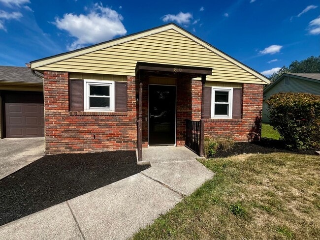 Building Photo - 810 Villa Park Ct Rental