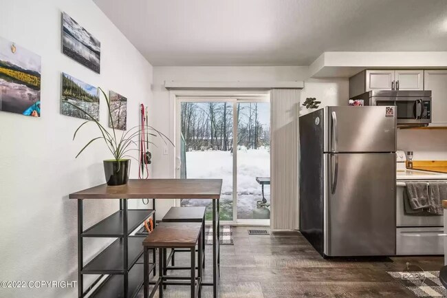 Photo - 301 N Spruce Dr Unit 3