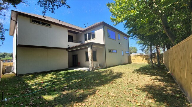 Photo - 9729 Neuens Rd