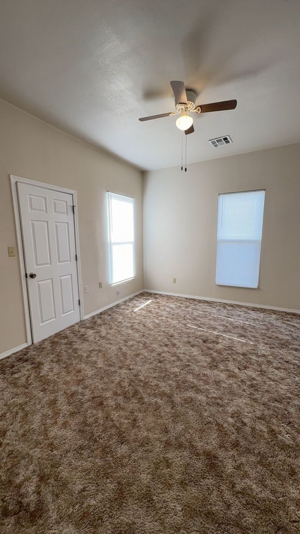 Photo - 710 W Cherokee Ave