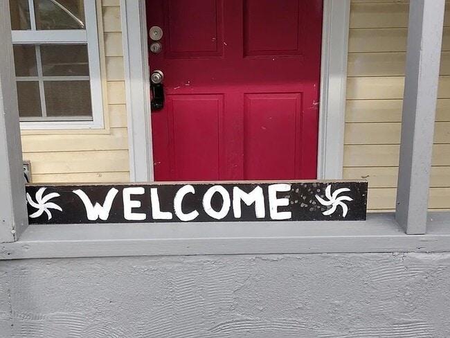 Photo - 1320 Brown St Unit E