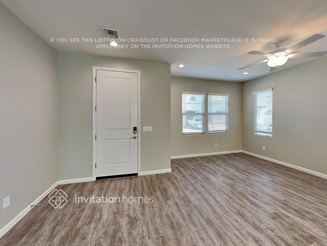 Photo - 18928 W Reade Ave