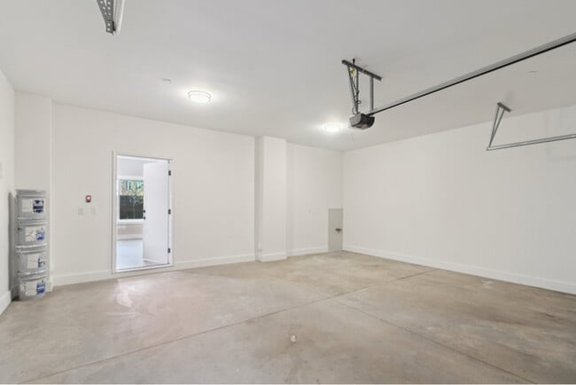 Photo - 8120 Allor Lndg