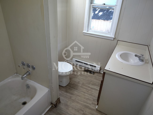 Photo - 820 W Howard St Unit 820