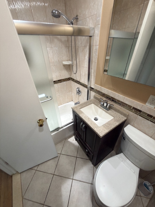 Photo - 6919 Rolling Rd