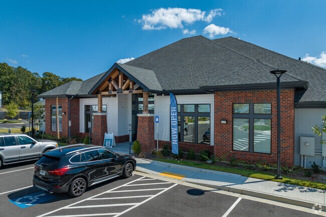 Leasing Center - Allora Gainesville