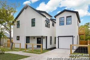 Photo - 419 N Mesquite St