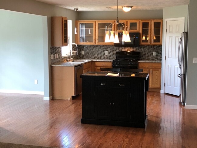 Photo - 5330 Ivandale Dr