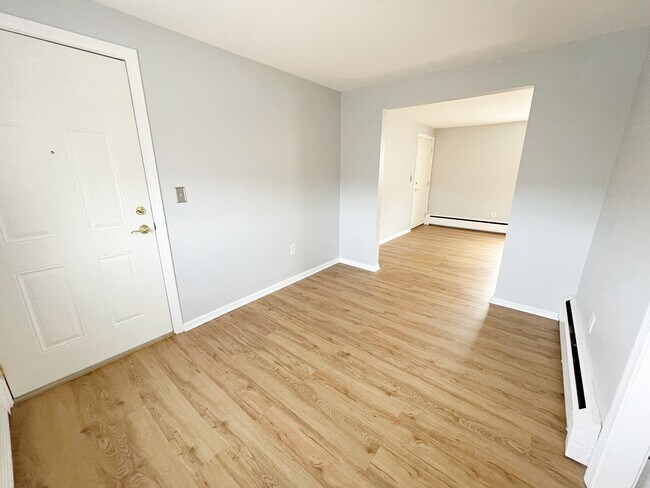 Photo - 39 Brewster Rd Unit C