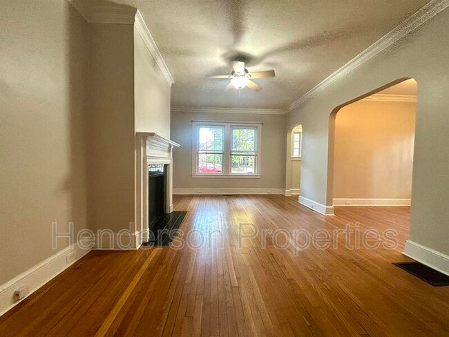 Photo - 1328 St Julien St