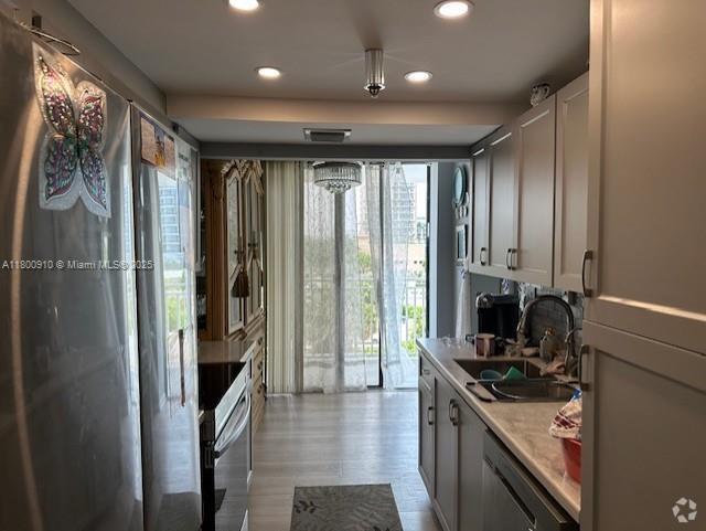 Building Photo - 210 174th St Unit 517 Rental