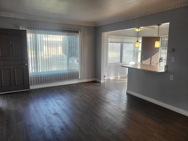 Photo - 10239 S 8th Ave Apartments Unit 3