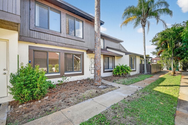 Photo - 5352 Bosque Ln