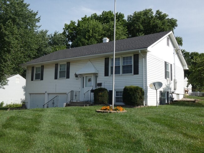 Photo - 1608 NE 65th St House
