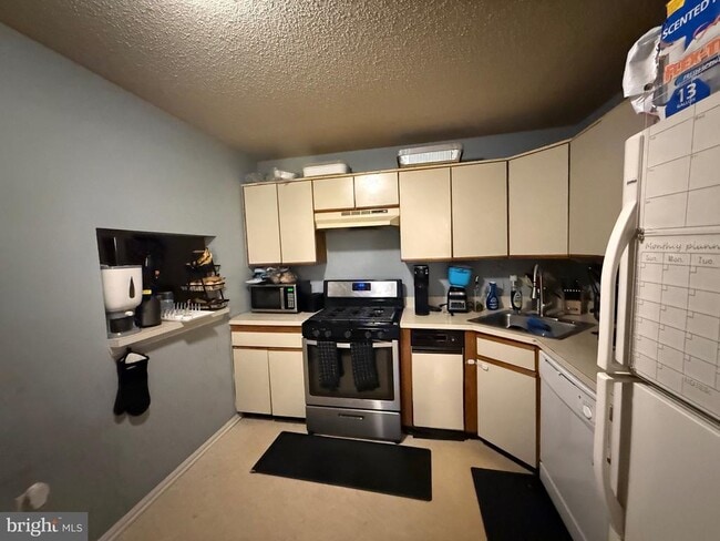 Photo - 5 Chamberlin Ct