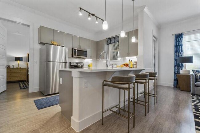 Photo - 1850 Mercer Pkwy Unit b2