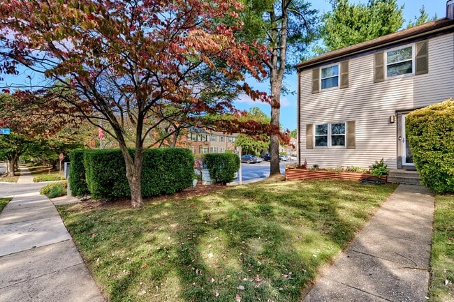Building Photo - 1930 Tilghman Dr Rental