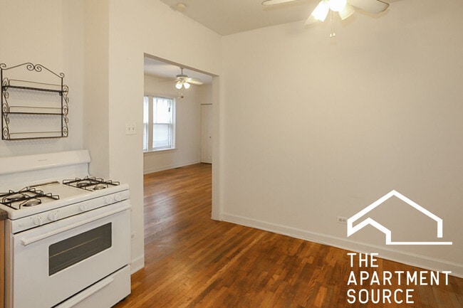 Photo - 3529 N Broadway Unit 1W