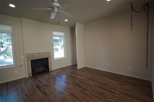 Photo - 124 Cumberland Rd Unidad 201