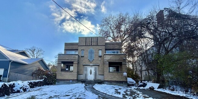 Building Photo - 783 N Fred Shuttlesworth Cir Unit 783 N Fred - 1