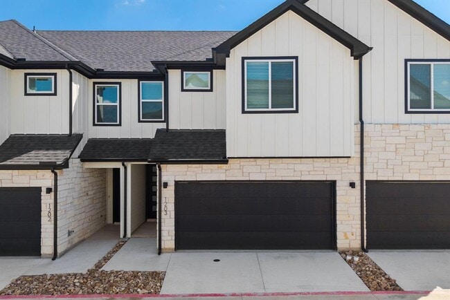 Building Photo - 2600 Gattis School Rd