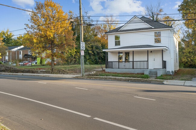 Photo - 1310 Oakwood Ave