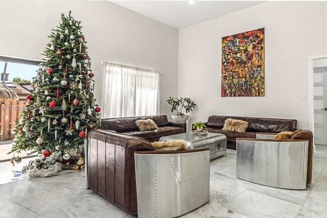 Photo - 513 Leslie Dr