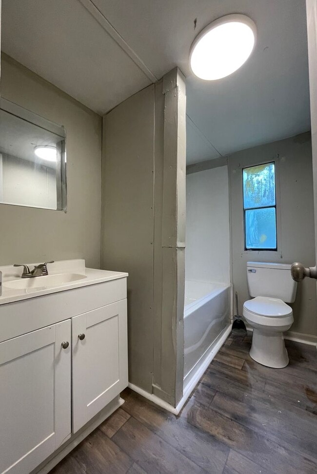 Photo - $800 a month, $1000 deposit. Call 803-537-...