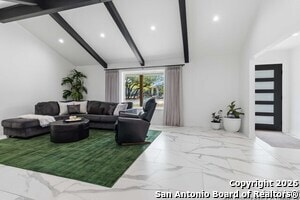 Photo - 107 Oak Crest