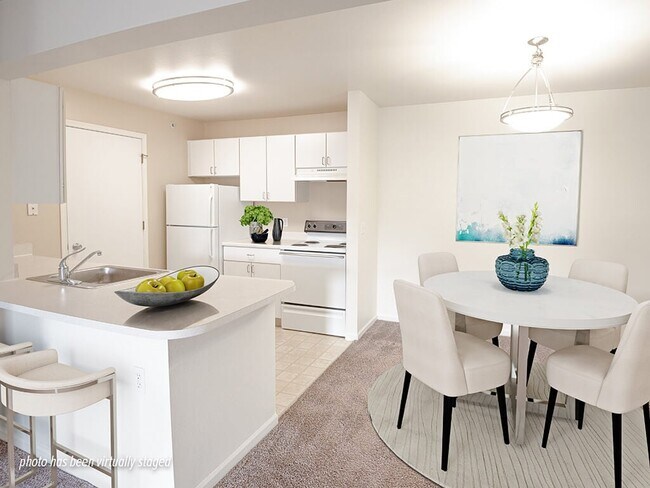 Open Concept Kitchen Layouts - River Oaks