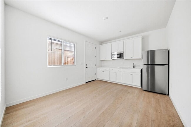 Photo - 12639 Patagonian Wy Unidad 12639 Patagonian Way #2