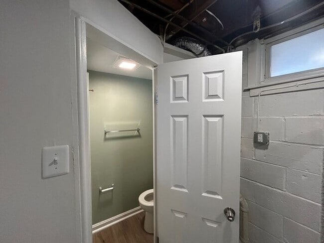 Photo - 2 Bedrooms 2.5 Bathrooms