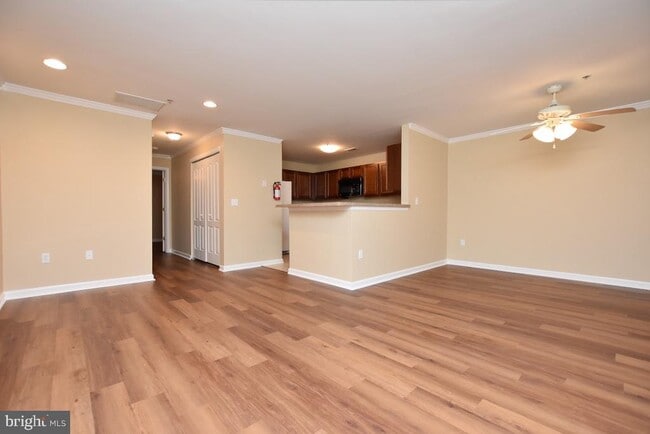 Photo - 342 Nicholas Dr