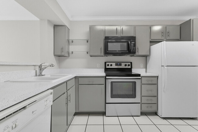 Photo - 205 Arbor Cir